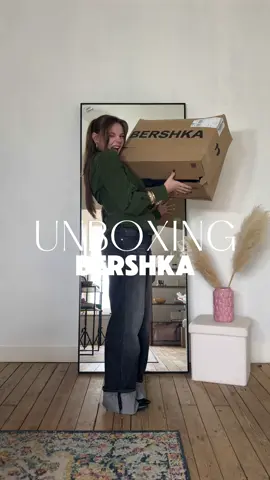 l’heure de la sélection mensuelle @BERSHKA 🩶 #bershka #bershkastyle #TikTokFashion #bershkaoutfit #bershkahaul *produits offerts