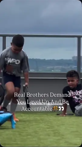 😮‍💨🫱🏼‍🫲🏾Save your excuses. 5yo little brother demands accountability at ALL TIMES, Wolf don’t play. #wrestling  Collecting supporters 10200/15000 . . 👊 Follow for more. 💬 Drop a line. 📲 Share it. . . Follow my journey to #1 in the world. 🌏🤼🇺🇸 . . #emorywhite #whitebrothers #flowrestling 