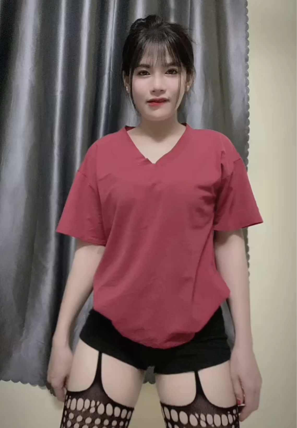 @Cô Hàng Xóm 💦 nhắm mắt iu luôn :))) 