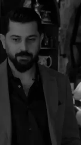 عەجەب مرۆڤ چەن بێ ڕەحم ئەبێ کاتێ کە ئەزانی خۆشت ئەوێت 🖤.. @Shabaz ozery official page #shabazozery #شابازعوزێری🖋️ #shabaz_ozery_fan33 #shabaz_ozery_fan_page #shabaz_ozery 