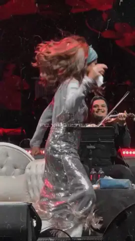 Seninle cennete gitcem.. #yıldıztilbe #yildiztilbe #yıldıztilbeşarkıları #hiçvermicem 