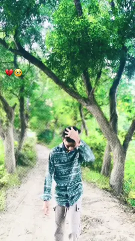 .. কল্পনা করা যায় না। তোমার হাসিতে আমি আমার সমস্ত সুখ খুঁজে পাই। শুধু তোমার সাথেই চিরকাল থাকতে চাই। *ভালোবাসা মানে তোমার হাত ধরে পথ চলা, সুখ-দুঃখের সবটুকু ভাগ করে নেওয়া। তুমি আছো বলেই জীবনটা এত সুন্দর। তোমার এক চাহনিতে আমার সমস্ত ক্লান্তি ভুলে যাই। তোমার ভালোবাসার ছোঁয়ায় আমি প্রতিদিন নতুন করে বাঁচি। তুমি আমার জীবনের সেই স্বপ্ন... যা আমি চোখ বুজলেও দেখতে পাই। * ভালোবাসা কখনো হিসেবের মধ্যে চলে না। তুমি আছো বলেই এই জীবন অর্থপূর্ণ। তোমার জন্যই সমস্ত অপেক্ষা সার্থক। তুমি আমার গল্পের সবচেয়ে সুন্দর অধ্যায়। তোমার ভালোবাসায় আমার পৃথিবী আলোকি#