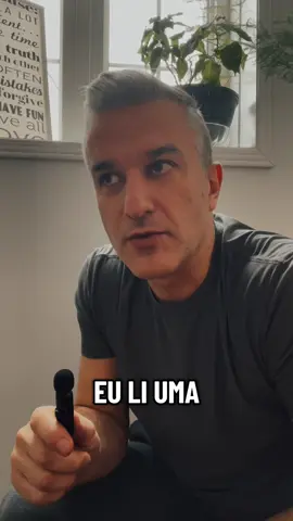 Memento Mori. Um dia, todos nós teremos um último capítulo. A pergunta é: se as pessoas que você mais ama estivessem no seu funeral hoje… o que elas diriam sobre você? Viver com propósito não é sobre correr mais rápido, mas sobre caminhar na direção certa. É alinhar hábitos, valores e virtudes — todos os dias. Como diria Stephen Covey: “Comece com o fim em mente.” Porque quando você lembra que vai morrer… você finalmente aprende a viver. ⸻ #MementoMori #7Habitos #AltaPerformance #DesenvolvimentoPessoal #Estoicismo         