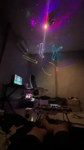 Làm cả ngày chỉ muốn về nhanh với ngôi nhà yêu thích #nhạchaymỗingày #djremix #xuhuongtiktok #viraltiktok 