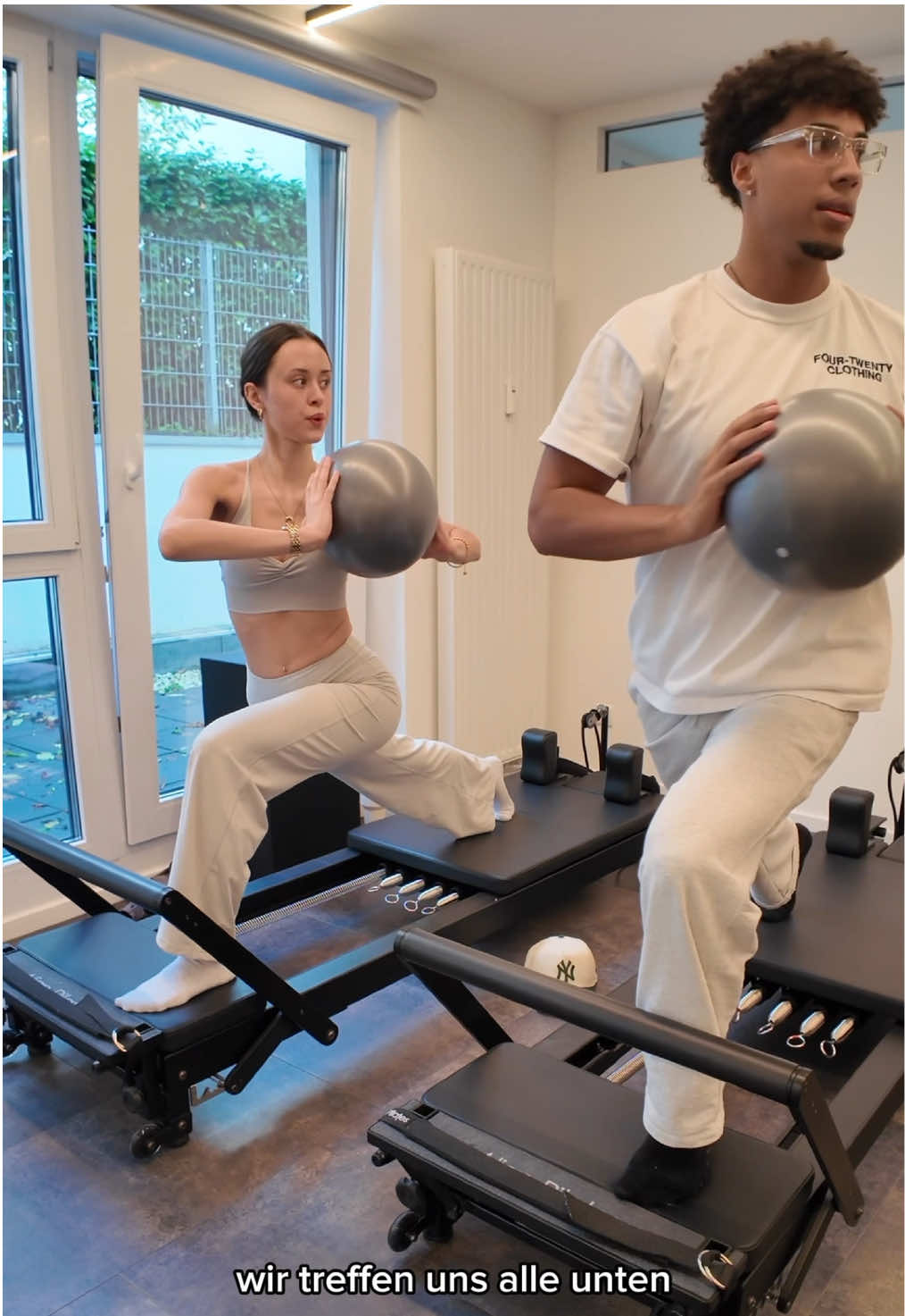 Das erste mal Reformer Pilates mit @Lorell 🧘🏽‍♀️das war so witzig hahahah  Waren in Bonn bei @KORE Health Club (keine Werbung)  Habs geliebt🥰 #pilates #reformerpilates #boyfriend #couple #bonn 