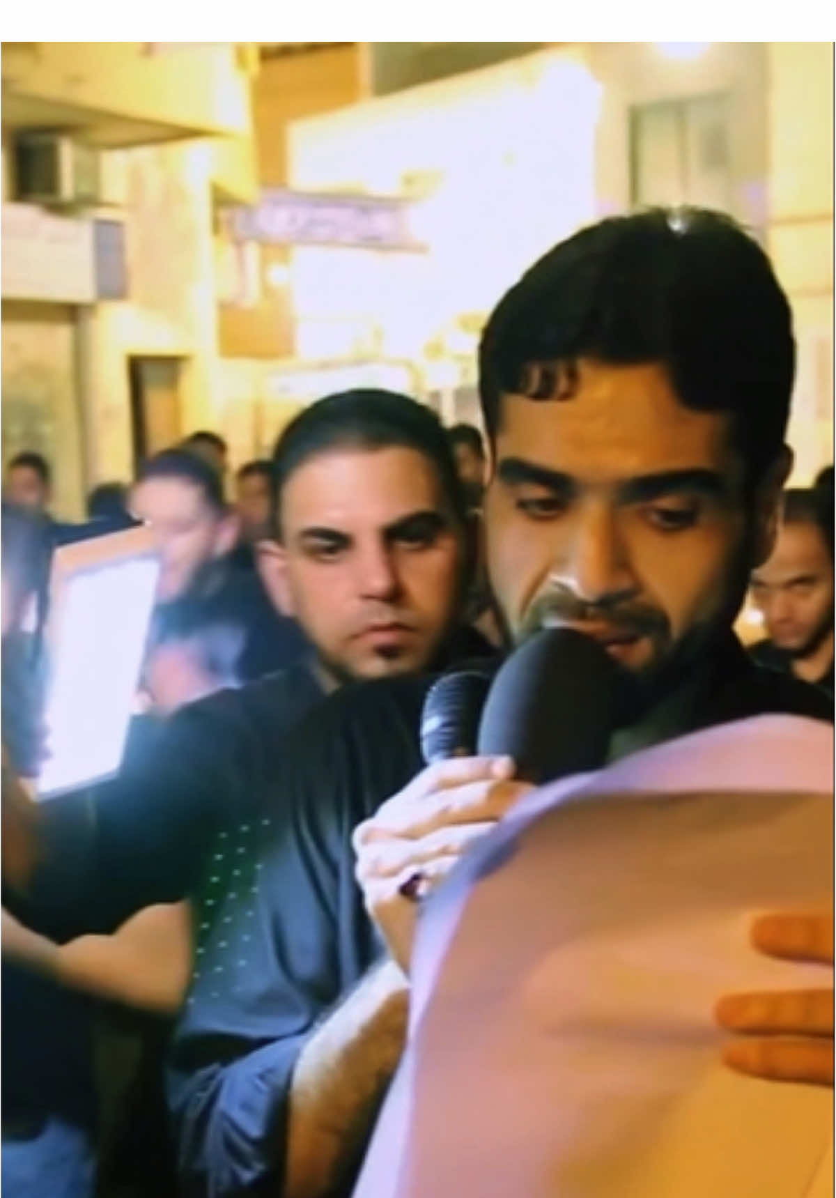 { يا مهدي أدركنا  } { الرادود : شاكر الجنبي 🎤 } { ليلة ١٣ محرم 🏴 } { موكب الحاج عباس , البحرين , المنامة📍} { 1437 هــ }   #عزاء_البحرين🇧🇭  #عزاء_القطيف  #foryou  #القطيف  #البحرين🇧🇭 