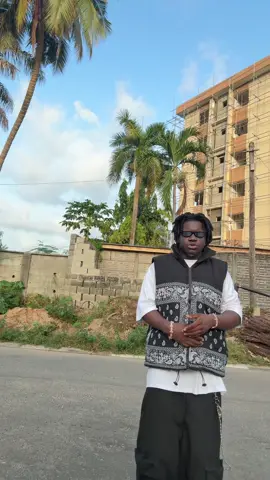 Unto the next “out now” link on my bio 🔥