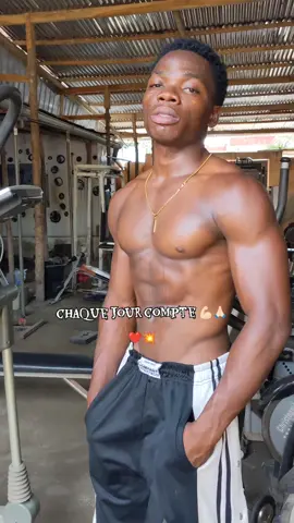 #homeworkout #fitnessmodelworkout 