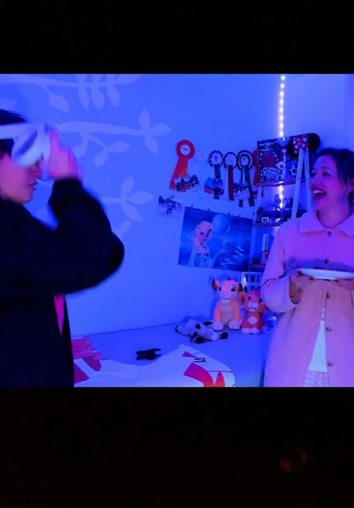 flipé con las ve y el jueguito 🥽🤓 #parati #girls #girl #foryou #susto #risas #risa #clips #twitch #twitchstreamer #kick #viral #twitchclips #twitchespaña #fyp #contenido #scream #terror #vr #gafas #vrchat 