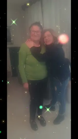 bellissima sopresa che mi ai fatto amica mia grazie a  voi❤️❤️❤️❤️❤️❤️❤️❤️❤️