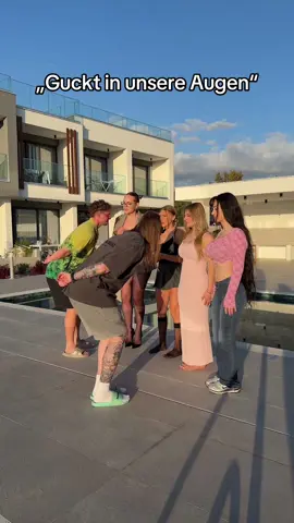 Wieso guckt uns kein Typ in die Augen…  @𝐋𝐚𝐞 𝐋𝐚𝐞 🕊 @fraudrsanti @Moppetblondie @Timmes198 @CaptainPOV 