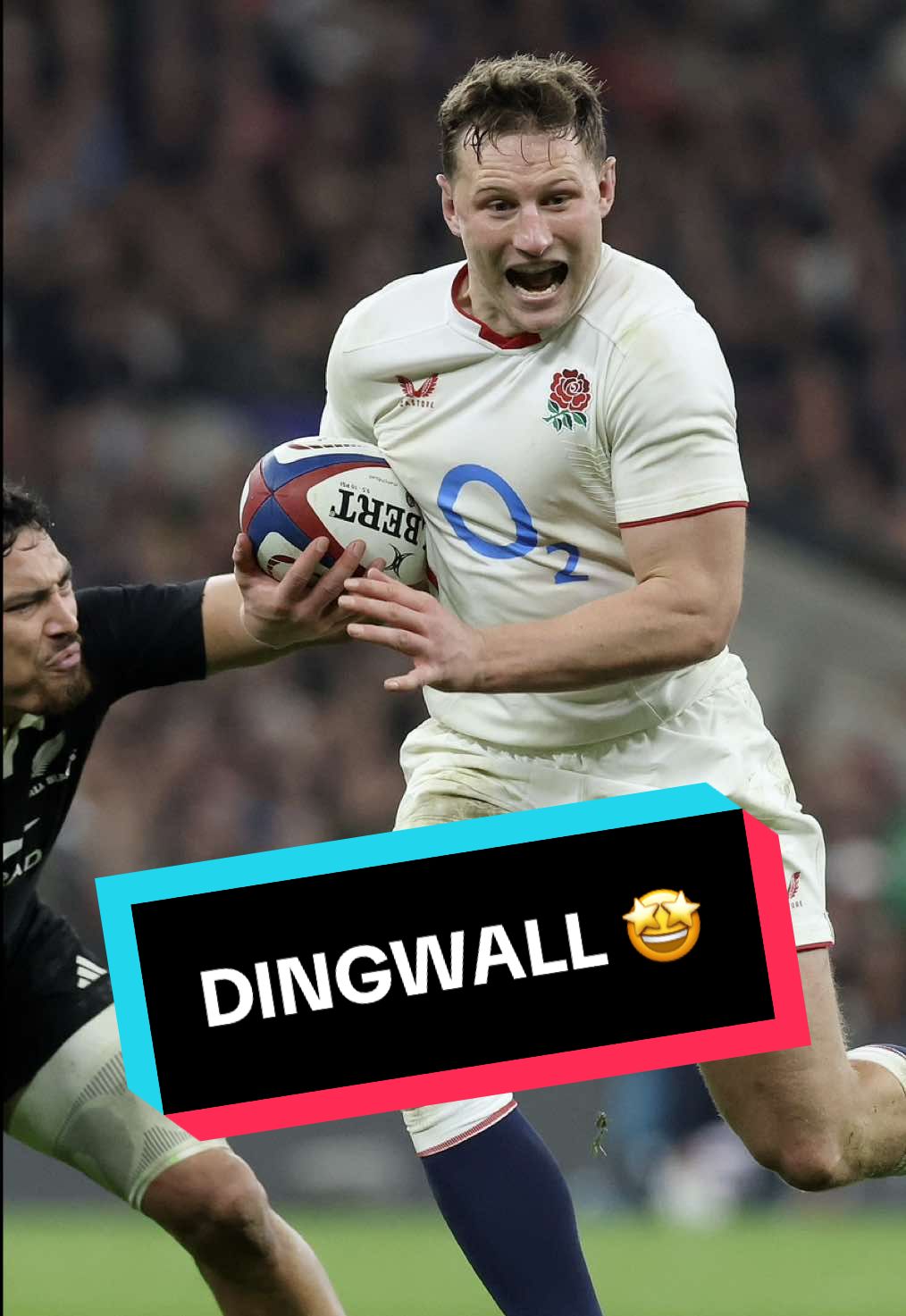 @Ollie Lawrence’s pop pass to Fraser Dingwall 🤝 Watch every #QuilterNS match live on @TNT Sports & @discoveryplusuk 📺