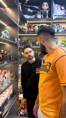 Аниме магазин “Loot” всегда поможет с выбором #аниме #магазин #манга 