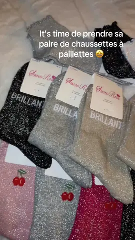 Disponibles en plusieurs modèles 🤩 4 paires achetées + 1 offerte ✨