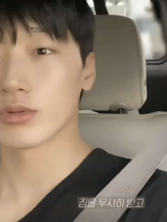 [  🪶 `  ]   —  #CHOISAN  —  ◌  𝓓ear ,  my  𝓐ngel. . 🦢🐾! ! ⏤͟͟͞͞     ٭   {   —  penso sempre em você. .˙ #ateez4thgenleaders #fy #fyp #foryou 