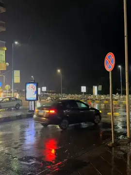 If my dreams are going to be lost they will be lost along with me #night #rainy #alexandria #fyppppppppppppppppppppppp #explore 