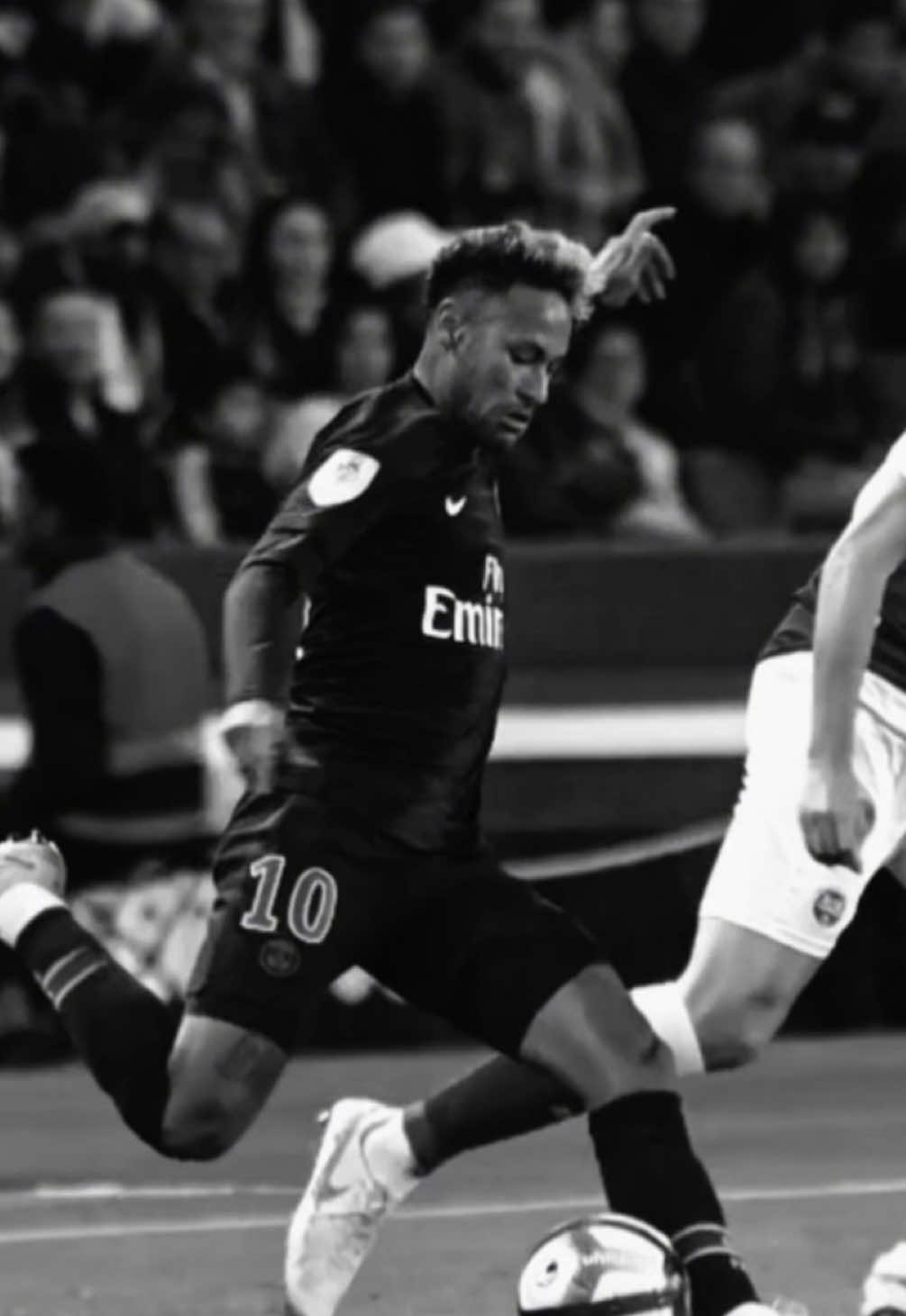 Keep you eyes on mine.