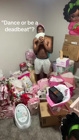 Challenge accepted 😂😂💕#girldad #kcmo #firsttimeparents #hellokitty #chiefs 