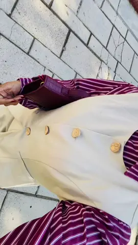 كلمن يشوفني يحسبني مرحلة اولى شو مايدرون بعدني بحماس البدايات😂🤍😔@savana #الجامعة_المستنصرية #كلية_العلوم #علوم_كيمياء  #outfit #Savan 