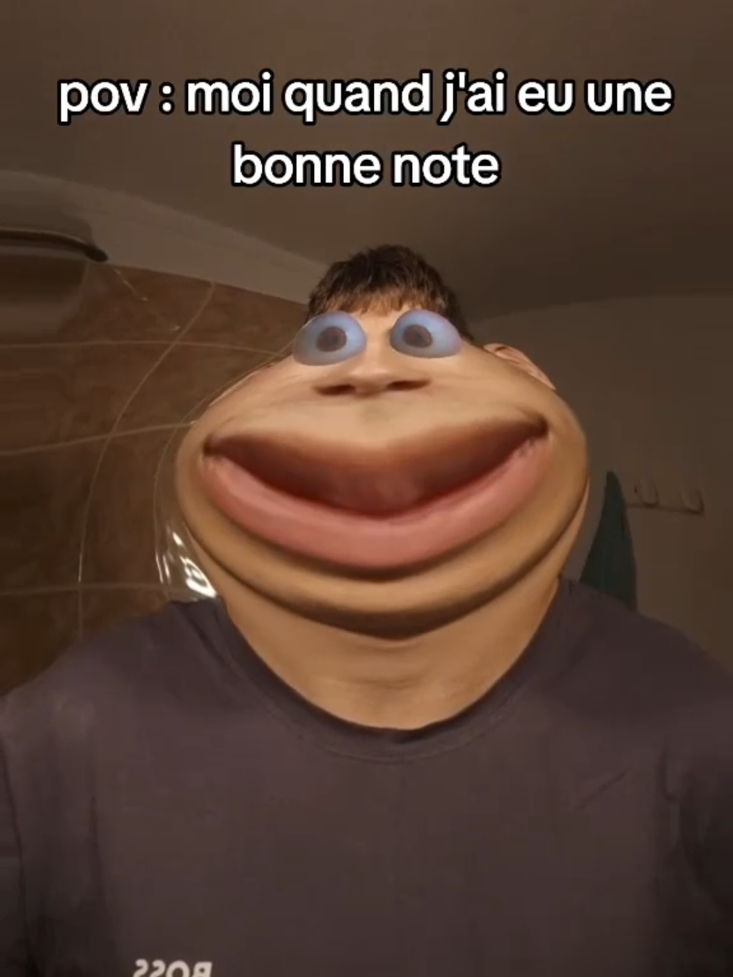 je suis le maître 😂 #humourfr #maître #nott e #lycée #ffyyyp 