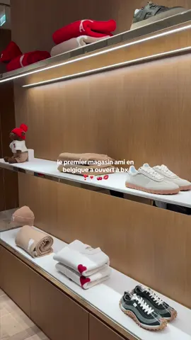 📍Place du Grand Sablon 5, 1000 Bruxelles :))  @Ami Paris #amibruxelles #todoinbrussels #brusselsshopping #brusselsspots #creatorsearchinsights 