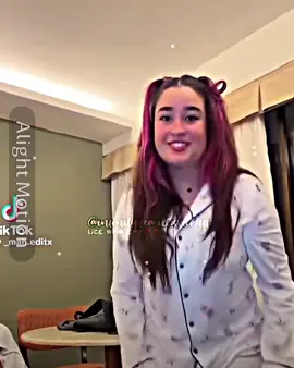 sem legenda ;-;  @Emilly Vick #naoepraflopar👹🥺🙏 #fyyyypppppppppppppp #vaiflopardenovo🤡 #vaiprafycaramba👺🔪 #curtiai 