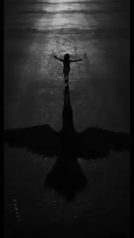 بسيطة هي احلامنا أحببنا الحيـاة وَ تمنينا أن نعيشَ ڪَما نُريد خانتنا وأرغمتنا أن نعيش ڪَما هي تريد ......!! 🥀😔