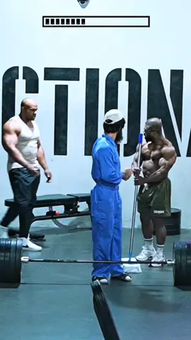 cleaner shocked 🤯  #Anatoly #prank #gym #foryou #fyp  @ANATOLY 