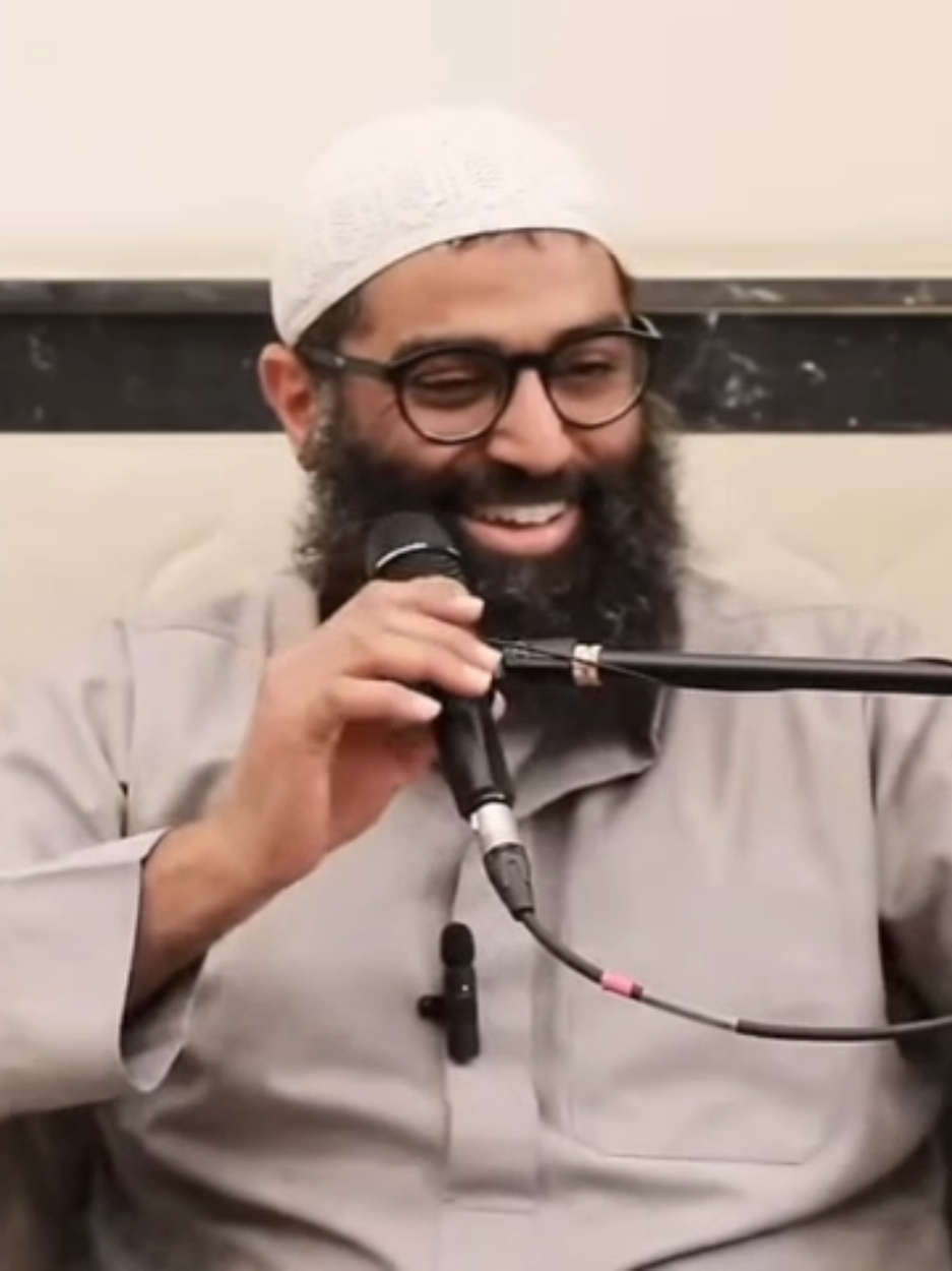 فينك من اقامه الصلاة #الشيخ_امجد_سمير 