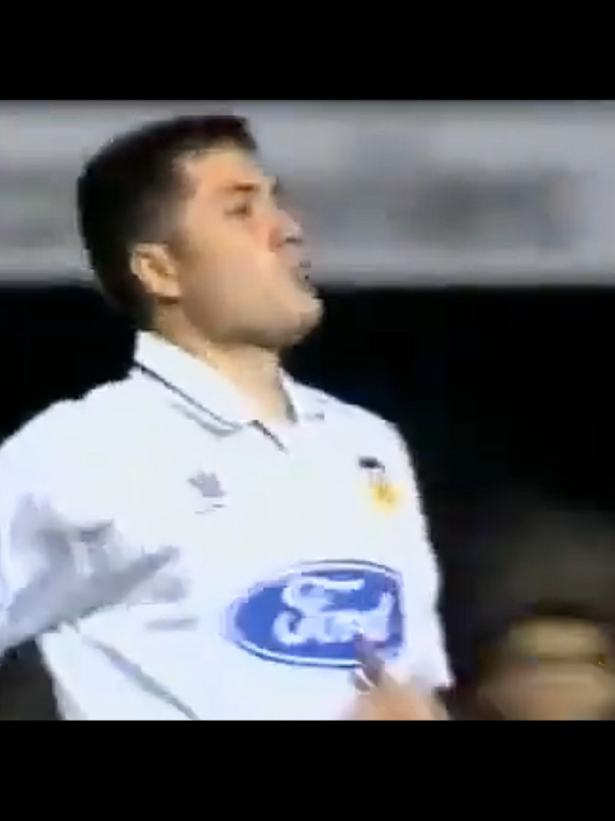 Adrian Ilie Valencia golasso.... #adrianilie🇷🇴 #fyp #foryoupage❤️❤️ #valencia #footballtiktok 