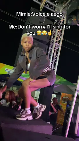 Last One guys😂😂😂 She’s so Cool🔥🔥🤞❤️@shapha @Dijong Lifestyle X Kopanong @Nikka la Lekompo #makompo🤣❤🤙🏿 #lekompolifestyle #ghettouniversity #fyppppppppppppppppppppppp 