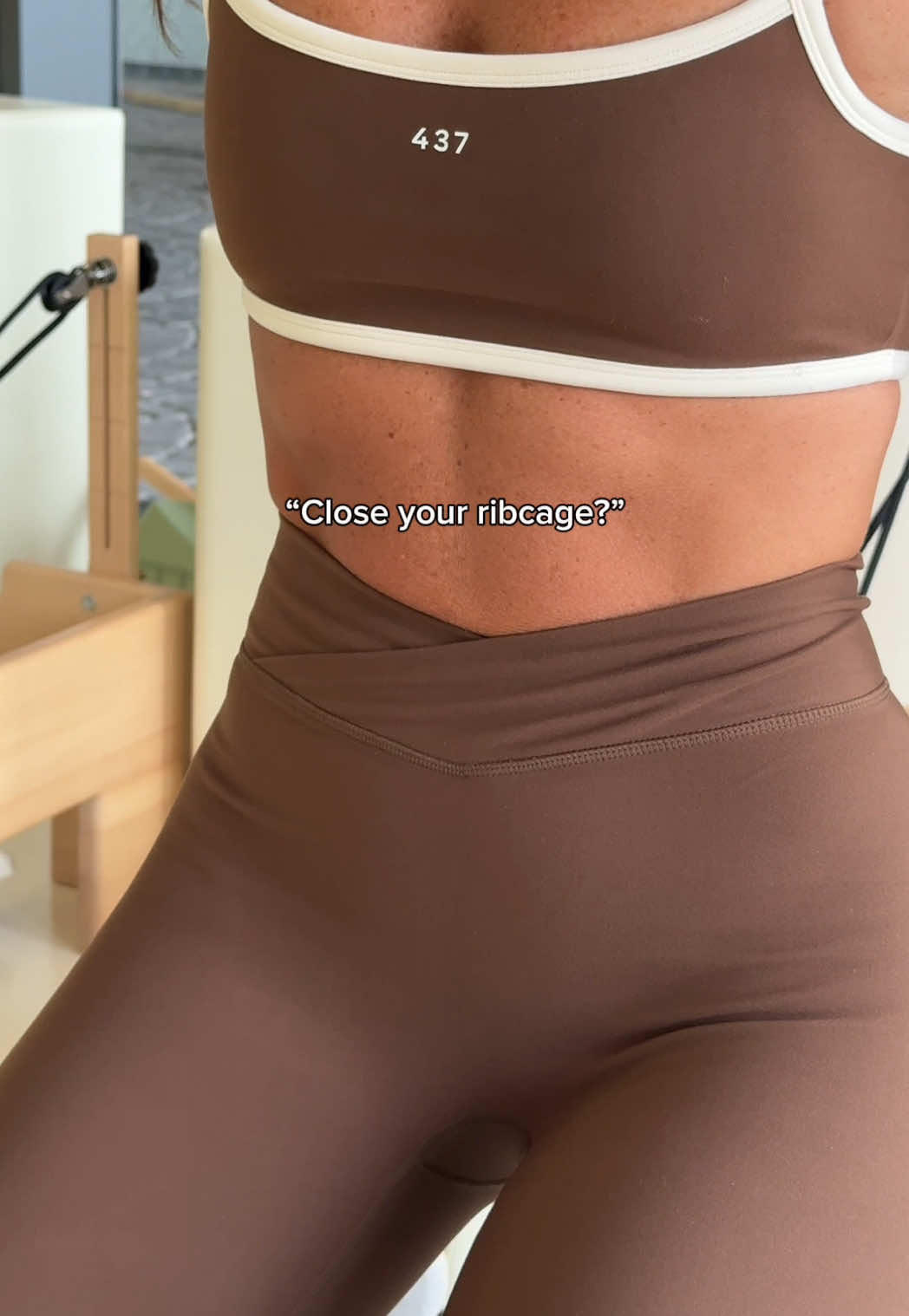 You’re not closing your ribcage correctly yet, but don’t worry, we’ll make sure you do 🤎  #pilates #reformerpilates #pilatestips #pilatesworkout #pilatesmovement