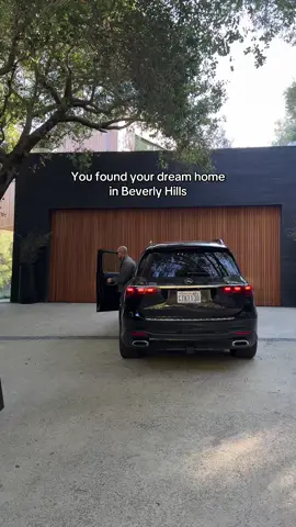 Luxury Car & Architectural Digest Home. #luxuryhome #luxurylife #mercedes