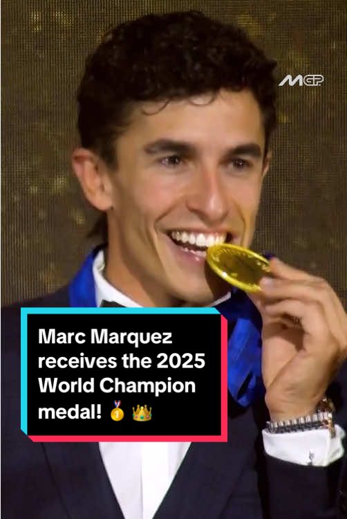 The golden boy! 💫 @Marc Márquez  receives the 2025 World Champion medal in front of his home crowd! 🥇 #MotoGPAwards25 #MarcMarquez #MotoGP 