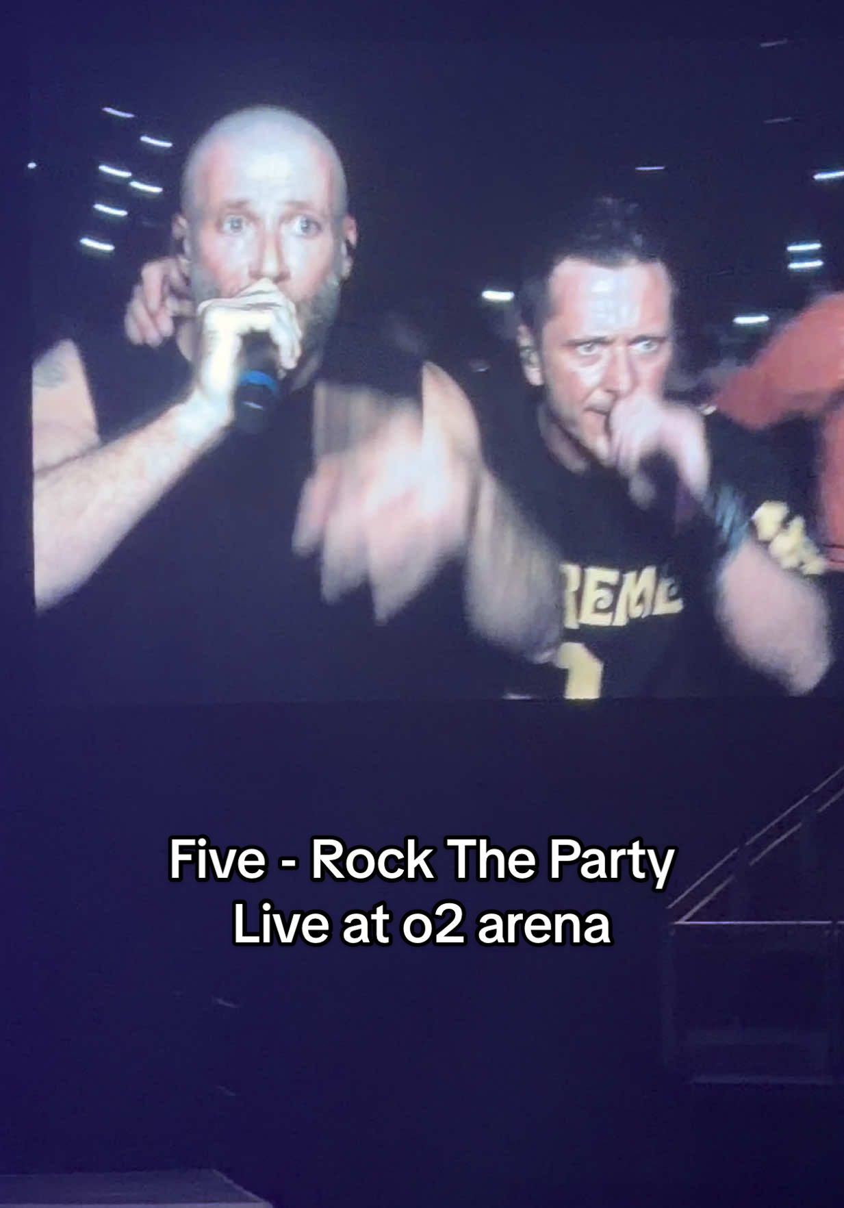 Five - Rock The Party. Moving to B Stage. Live at the o2 arena. #five #o2arena #rocktheparty #concert #keeponmoving 