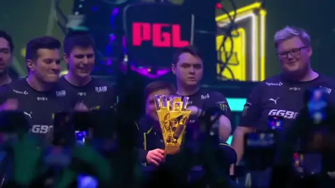 КТО НАВИ ВИДЕЛ? #navi #csgo #major #counterstirke2 #s1mple 