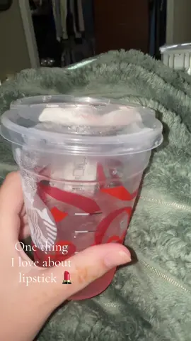 It makes me feel so girly💕#fyp #viral #monroe #lipstick #starbucks 