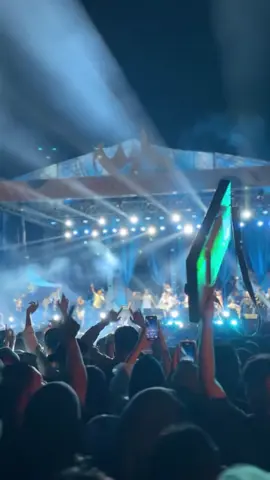 petcah bngt @siletopenup  #lampungfest2025 #tabolabale #siletopenup #konsertabolabalelamselfest2025 #fyppppppppppppppppppppppp 