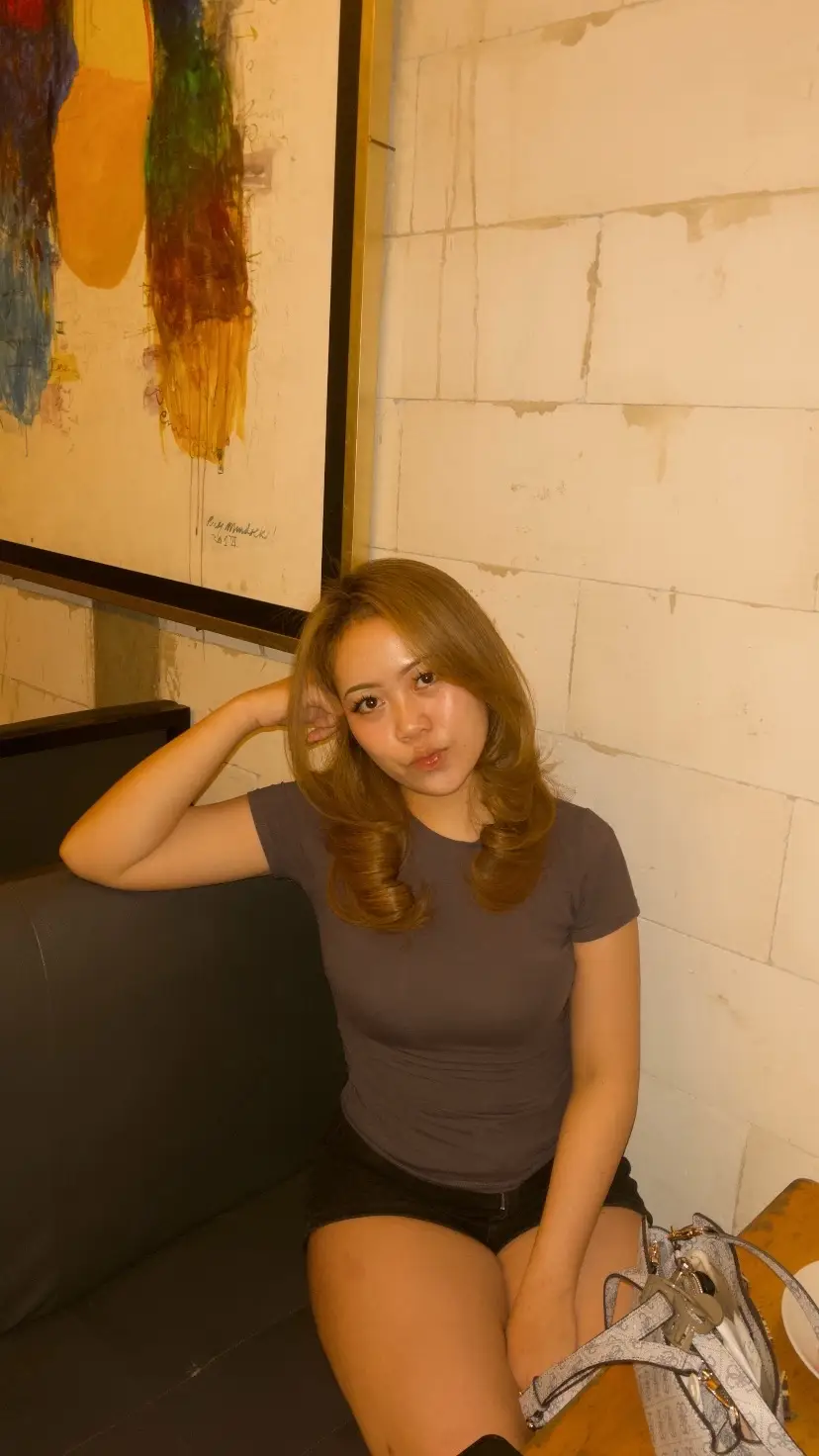 mencoba pd tersenyum😔