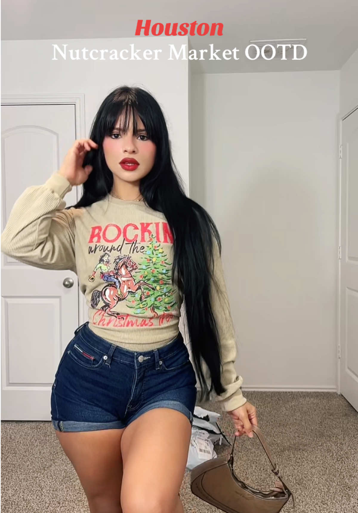 Houston Nutcracker Market OOTD 🎄🧑🏻‍🎄 #houstonnutcrackermarket #nutcrackermarket #houston #nutcracker 