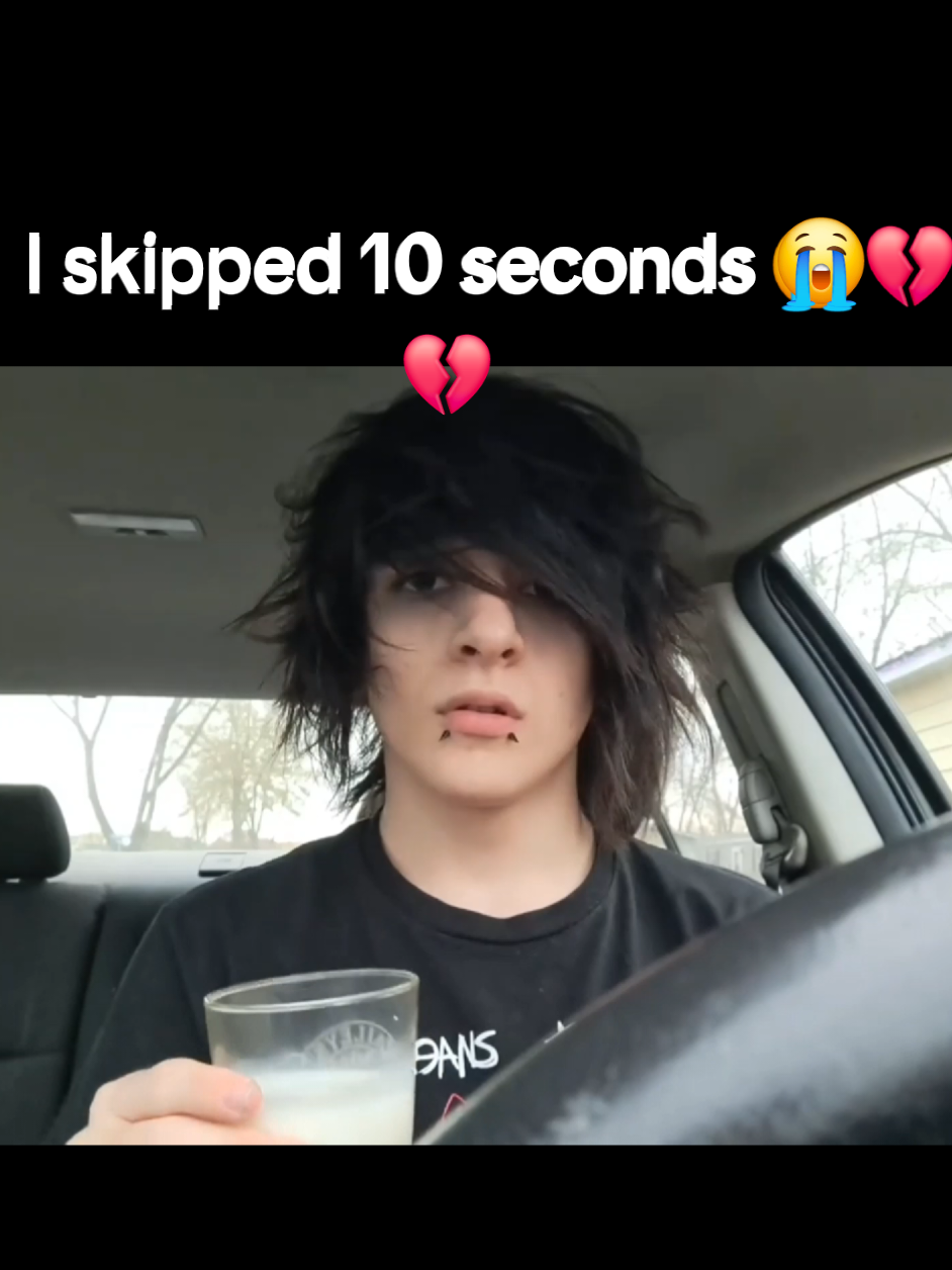 I skipped 10 seconds 😭💔 Send this to a catboy #cat #catboy #fyp #viral #cringe 