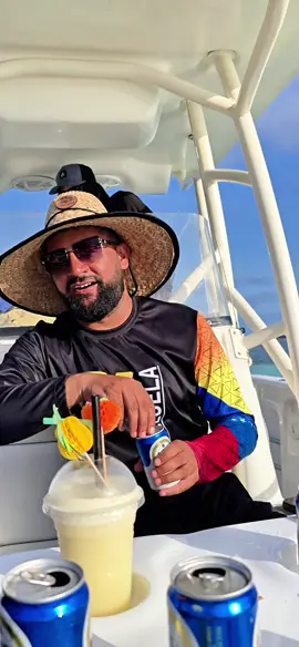 Yo en la playa escucho es eminente  #viral #parati #playa #lomejor @Grupo Eminente 