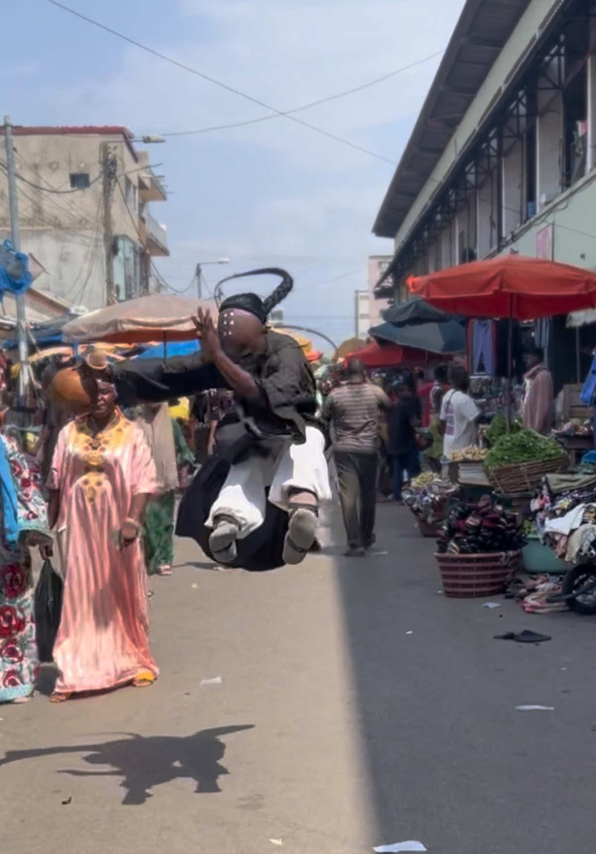 #shaolin #kungfushaolin #kungfu #master2022bytiktok @DEGAUL MAGLOIRE✝️ @C’EST UN BLAGUE 🙃 SPAM @LE JEUNE EN JAUNE 