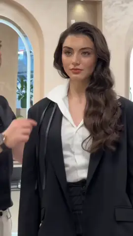 مسابقة تصميم على هذا الفيديو  النتائج يوم الخميس  في خمس مراكز بس #اوزجي_تورير #ozgetorer 