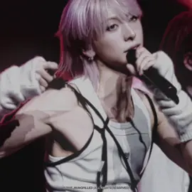 the😭pink😭is😭back😭no😭one😭speak.😭jiho pls keep it for a while😭😭😭😭😭 cc: aerynnqz  #ampersandone #ampersandonejiho #foryoupage #fyp #xyzbca 