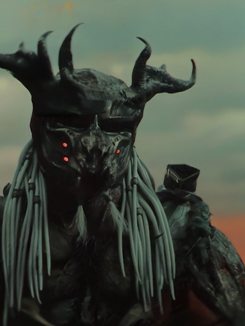 Depredador: Tierras Salvajes - (Audio Latino) Link en el perfil #depredador #tierrassalvajes #pelicula #latino #ElleFanning #DimitriusSchuster#accion #aventura#cine #cinema #peliculas #movie