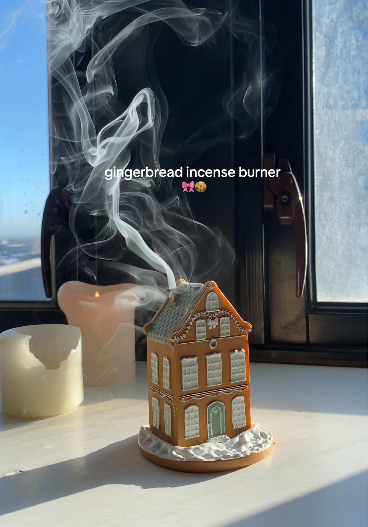 gingerbread incense burner 🍪🎀 #gingerbread #gingerbreadhouse #incense #christmasdecor #christmasgift 