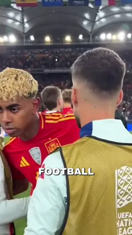 La tension entre l'Espagne et Lamine Yamal #fcbarcelone #footballespagne #francefootball