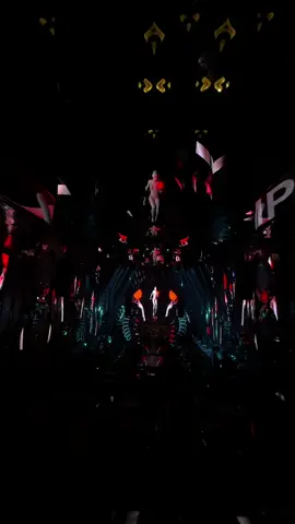 Vì ai anh buông đôi bàn tay em đây… ! #empireclub #empireubquan1 #NightlifeVN #TikTokVN #FYP 