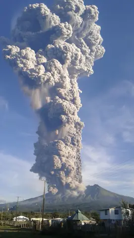 Calbuco Volcano Eruption 4K | Massive 7 km Pyroclastic Flow in Chile | Powerful Volcanic